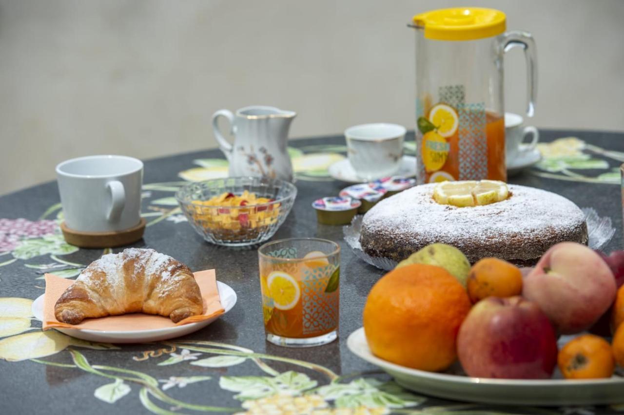 Bed and Breakfast Il Mandorlo Tramonti Exterior foto