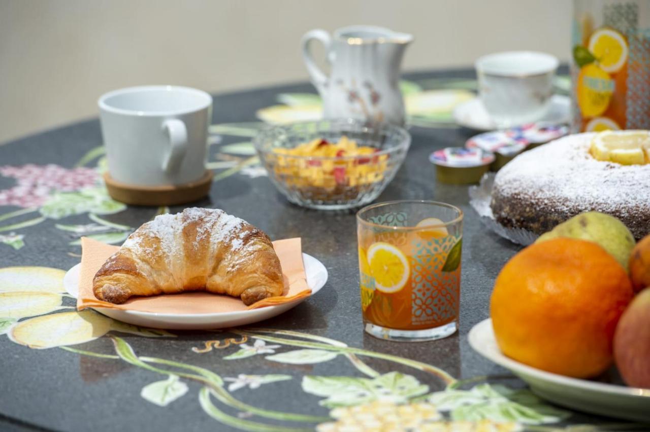 Bed and Breakfast Il Mandorlo Tramonti Exterior foto